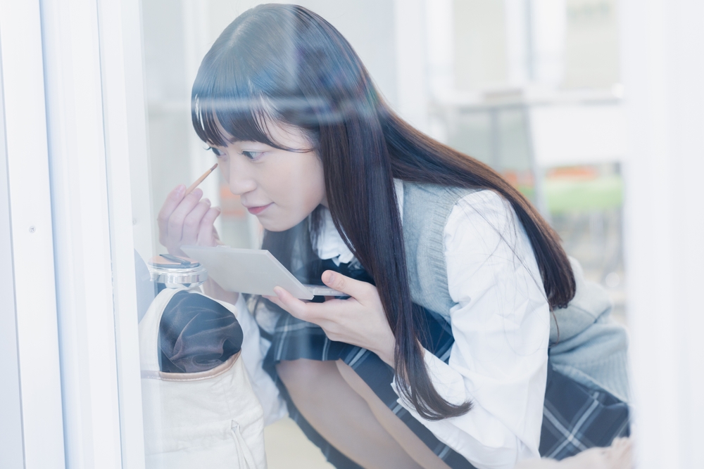 初心者でも失敗しにくい!基本のアイメイク方法をわかりやすく解説