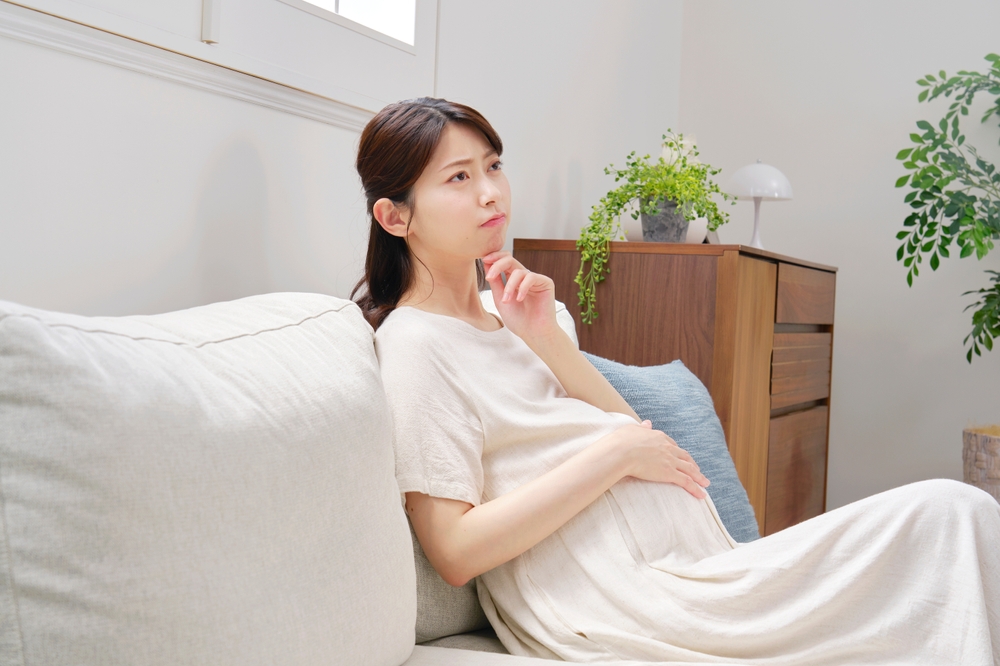 妊娠中〜産後の肌悩みの原因は？忙しい毎日でゆらぐ肌を守るスキンケアを解説