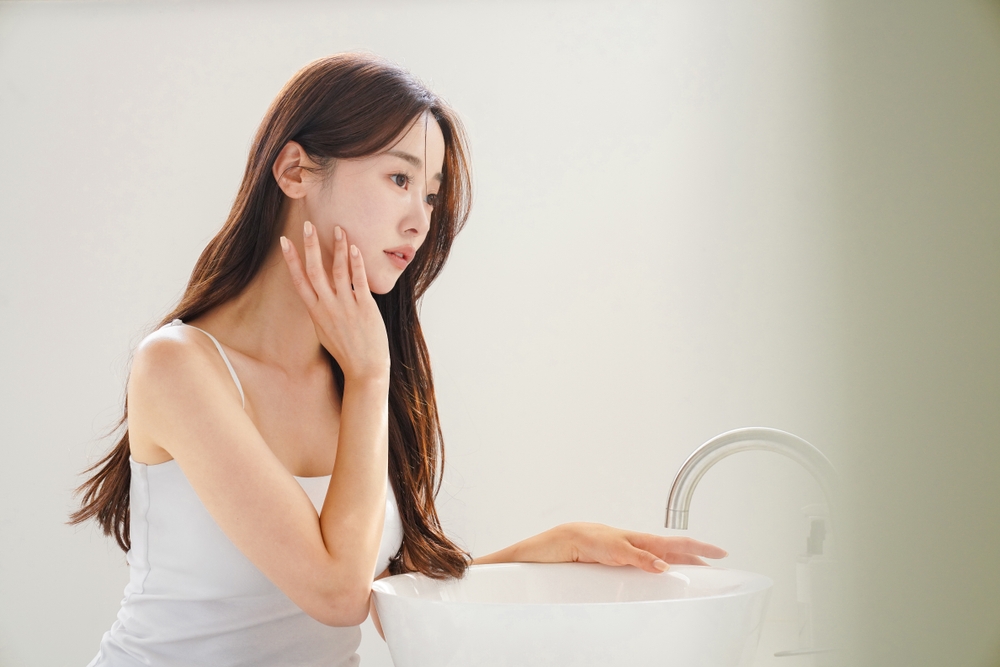 【脂性肌さん必見】ベタつかない化粧水の選び方|さっぱり系でもしっかり保湿するためには?
